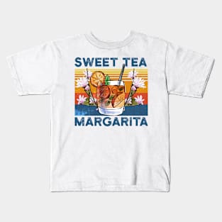 Sweet Magnolias favor drink Kids T-Shirt